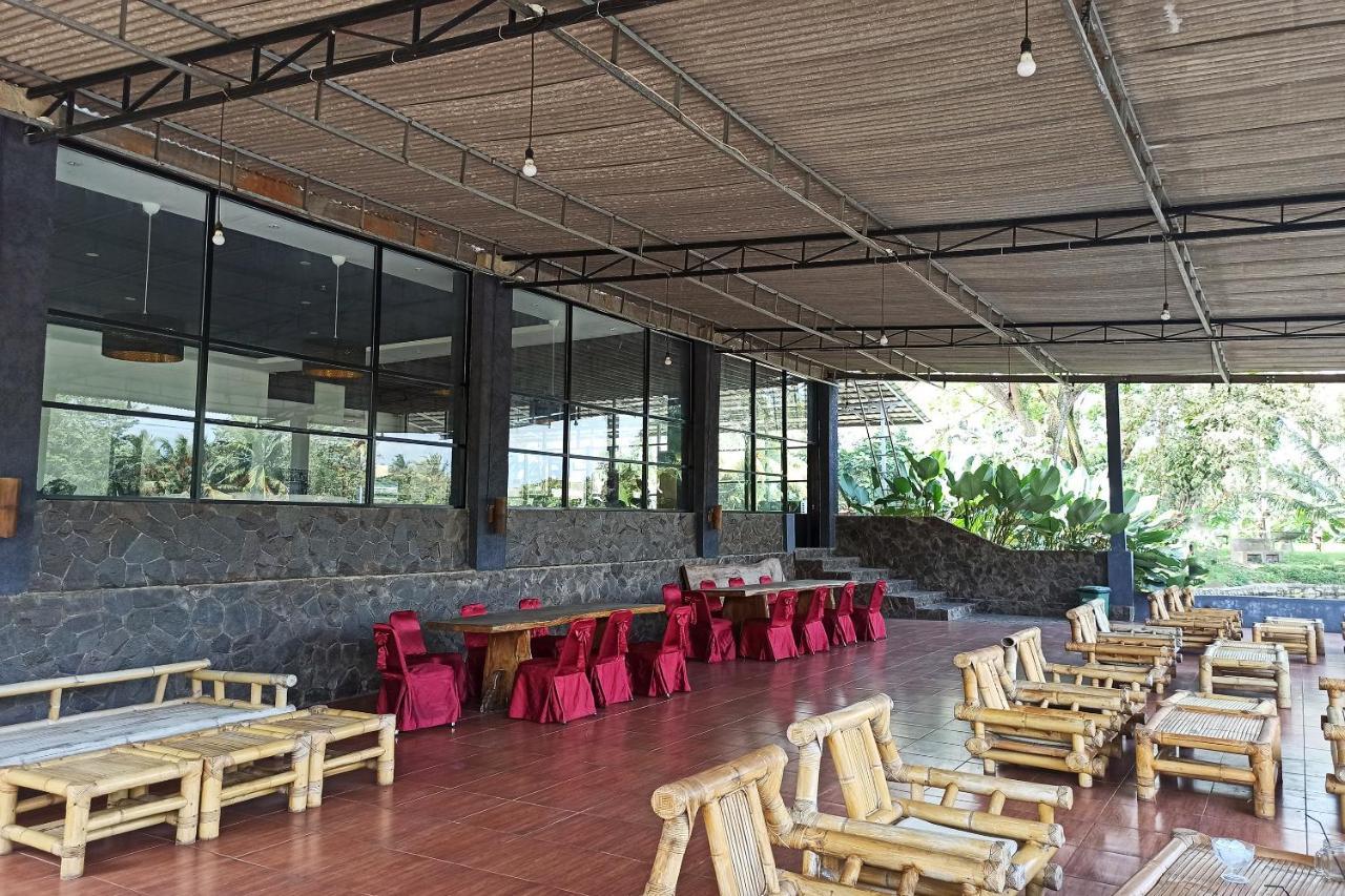 Hotel Oyo 3983 Balong Kuring Syariah Pringsewu